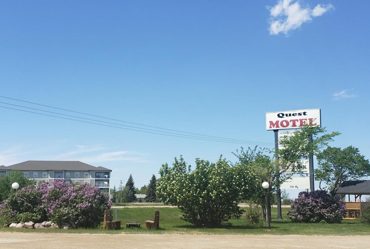 Quest Motel Whitewood Exteriér fotografie