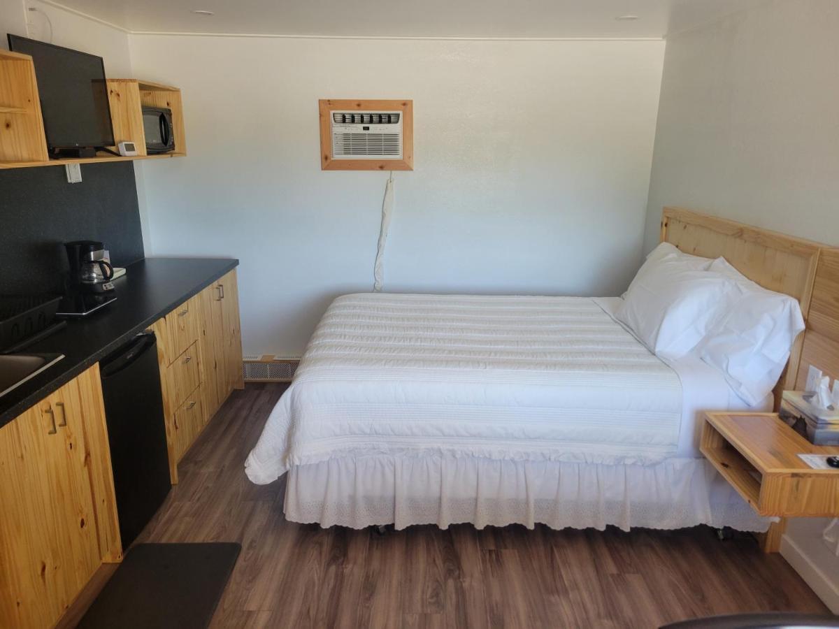 Quest Motel Whitewood Exteriér fotografie