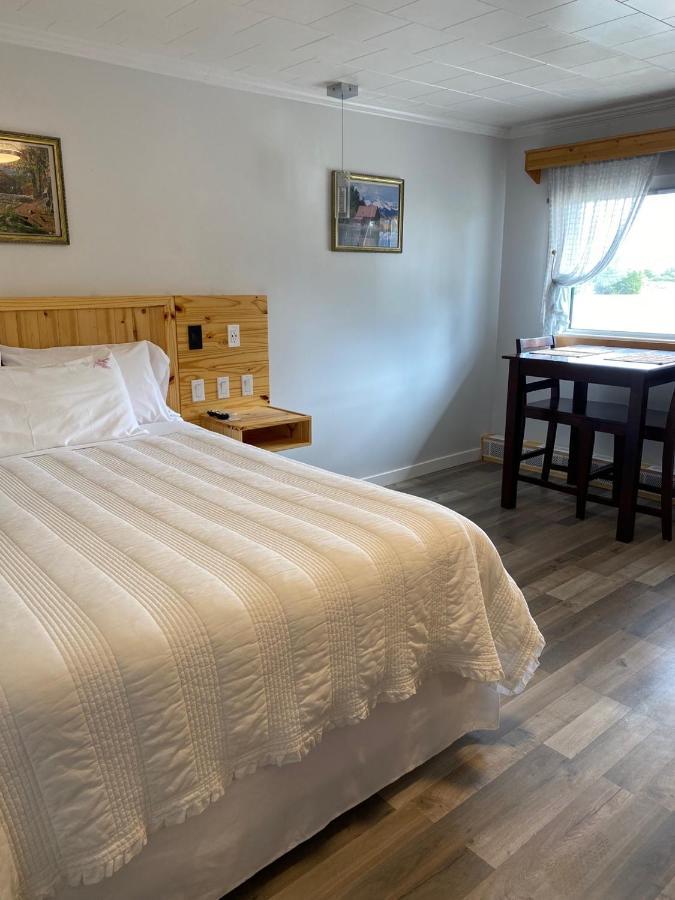 Quest Motel Whitewood Exteriér fotografie