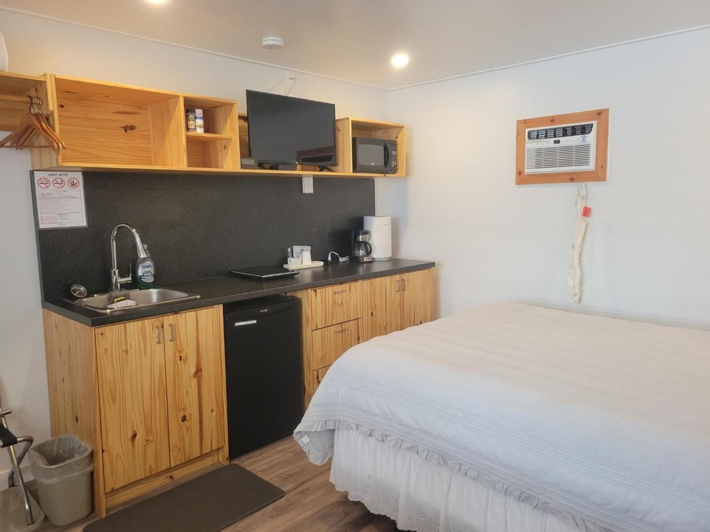 Quest Motel Whitewood Exteriér fotografie