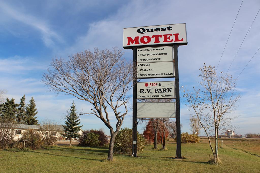 Quest Motel Whitewood Exteriér fotografie