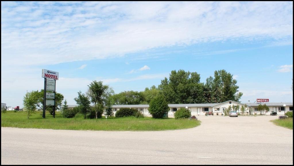 Quest Motel Whitewood Exteriér fotografie