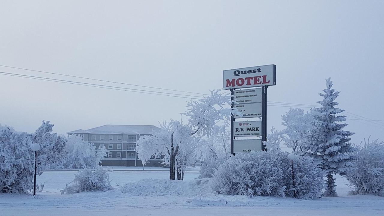 Quest Motel Whitewood Exteriér fotografie